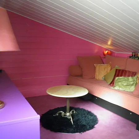 Au 10 D'aygu Bed & Breakfast Montelimar