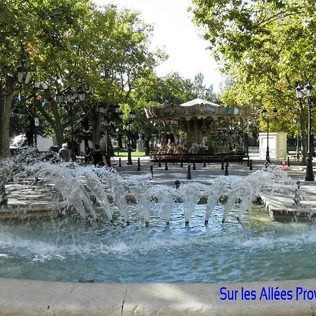 Bed & Breakfast Au 10 D'aygu Montelimar